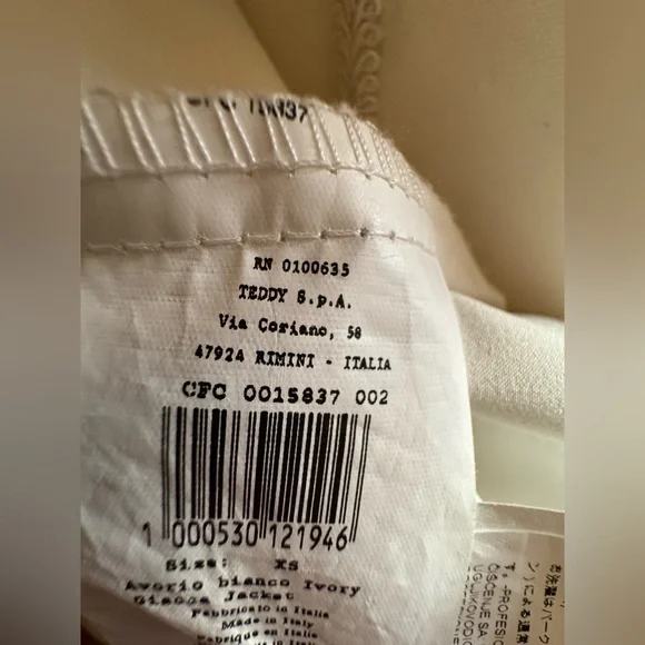 Italian White Women's Blazer - Picture 5 of 7